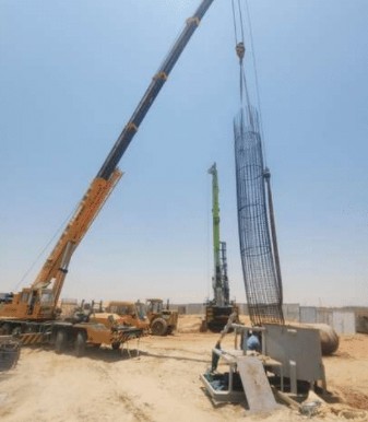 صورة معرض المشروع لـ أعمال الأساسات لشركتي اتصالات وDU